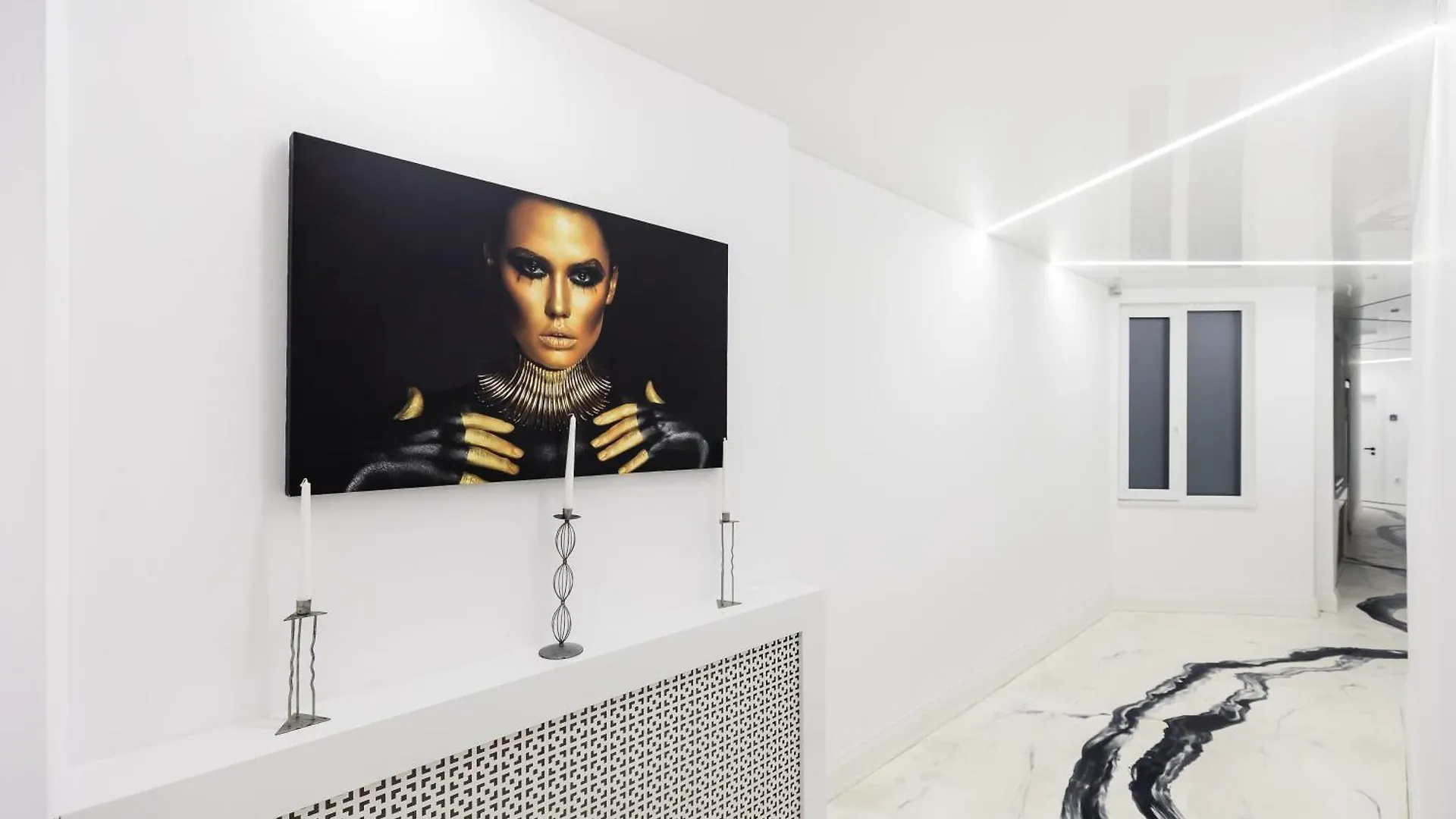 Bucharest Studios Berlin Room אכסניה